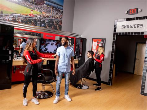 Sport Clips Haircuts of Sugar Land .